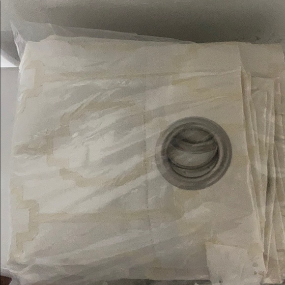 NEW Curtain Sunblocking… Thick w Gromets - Picture 2 of 6